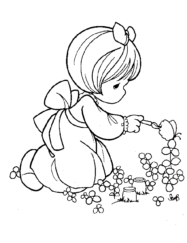 coloriage moments precieux la fillette peint le papillon